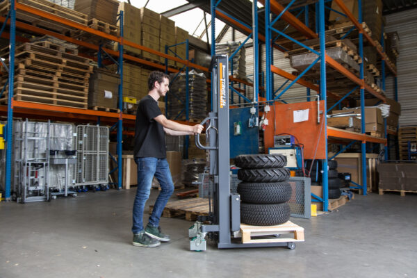 16516 Stacker Bishamon ST 38H – Image 3
